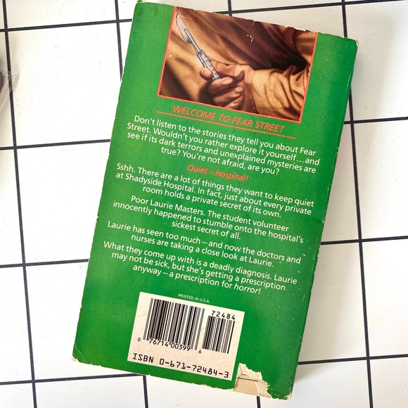 R.L. Stine Fear Street The Knife - Picture 2 of 2